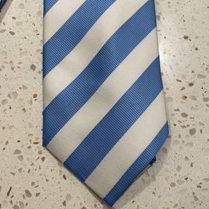 Light blue and white striped Italian seta silk tie